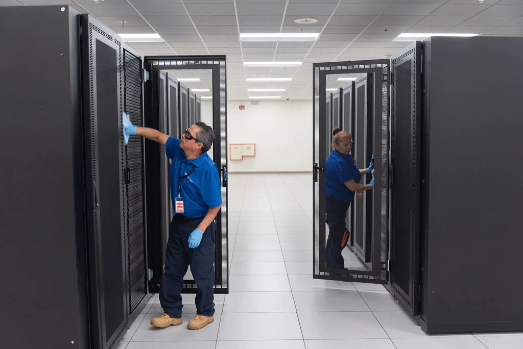 data center cleaning services